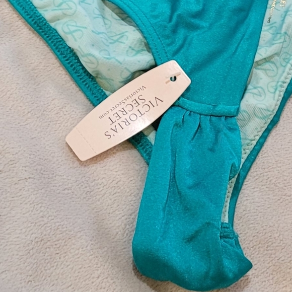 Victoria's Secret Vibrant Teal Ruched Bottom - Picture 2 of 9